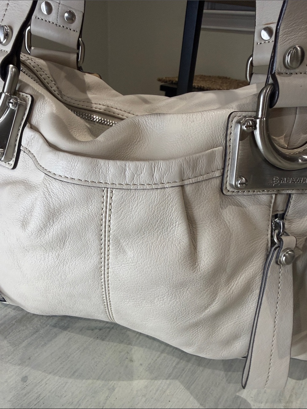 Vintage Y2K B. makowsky Cream Pebble Leather Shoulder Bag with Silver Hardware - Picture 3 of 11